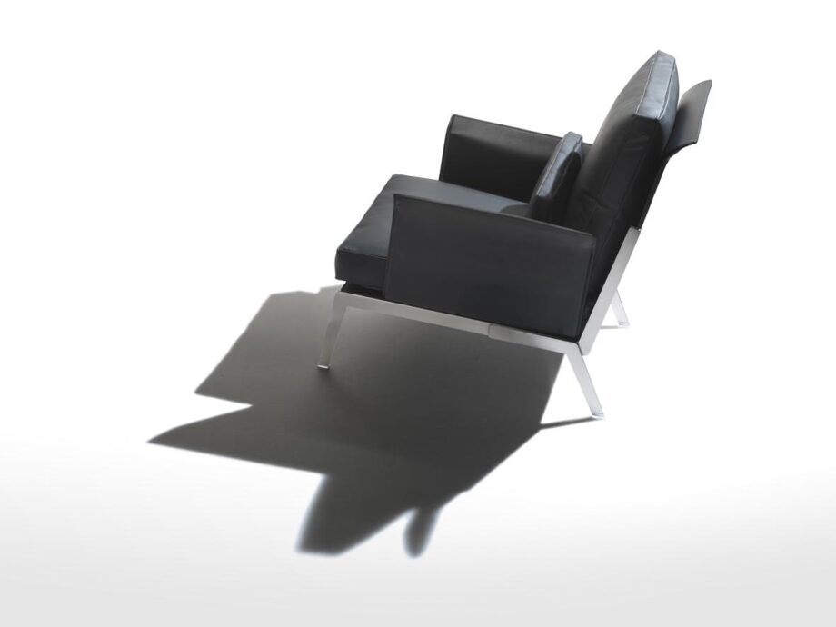 Happy Hour Armchair Flexform