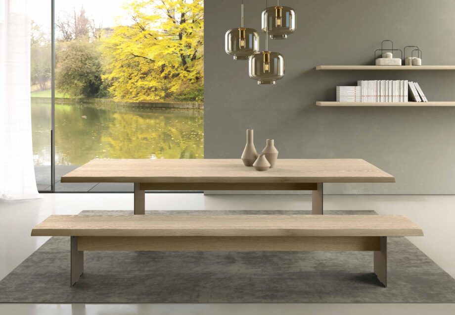 Alfred Table Olivieri