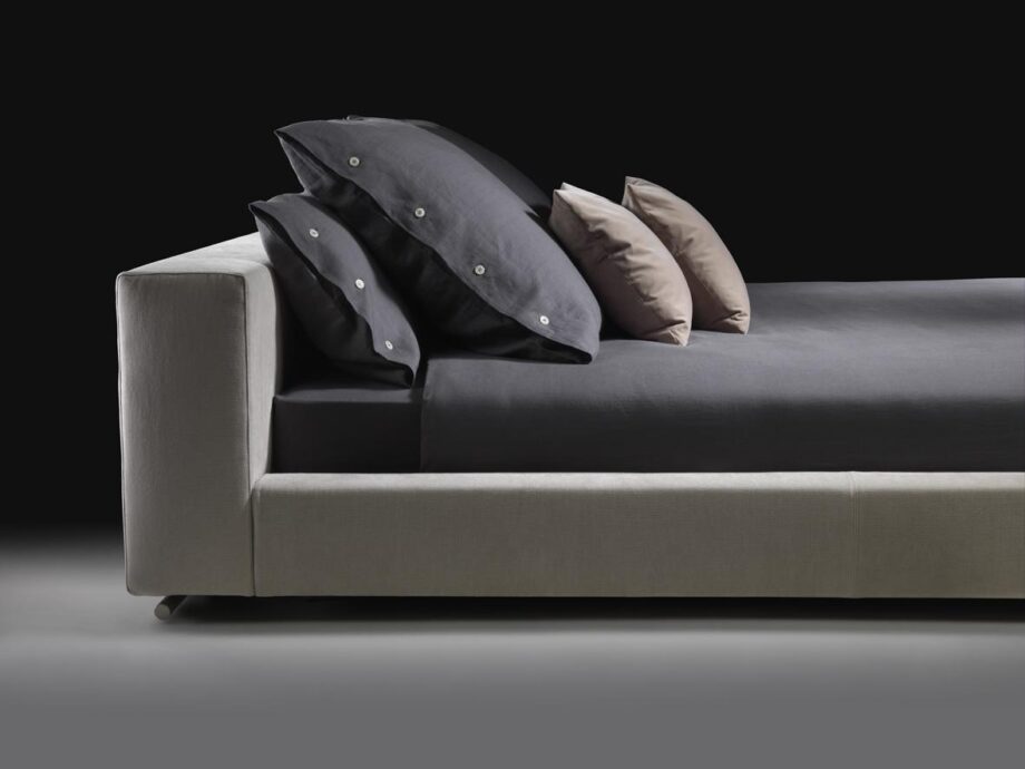 Groundpiece Bed Flexform