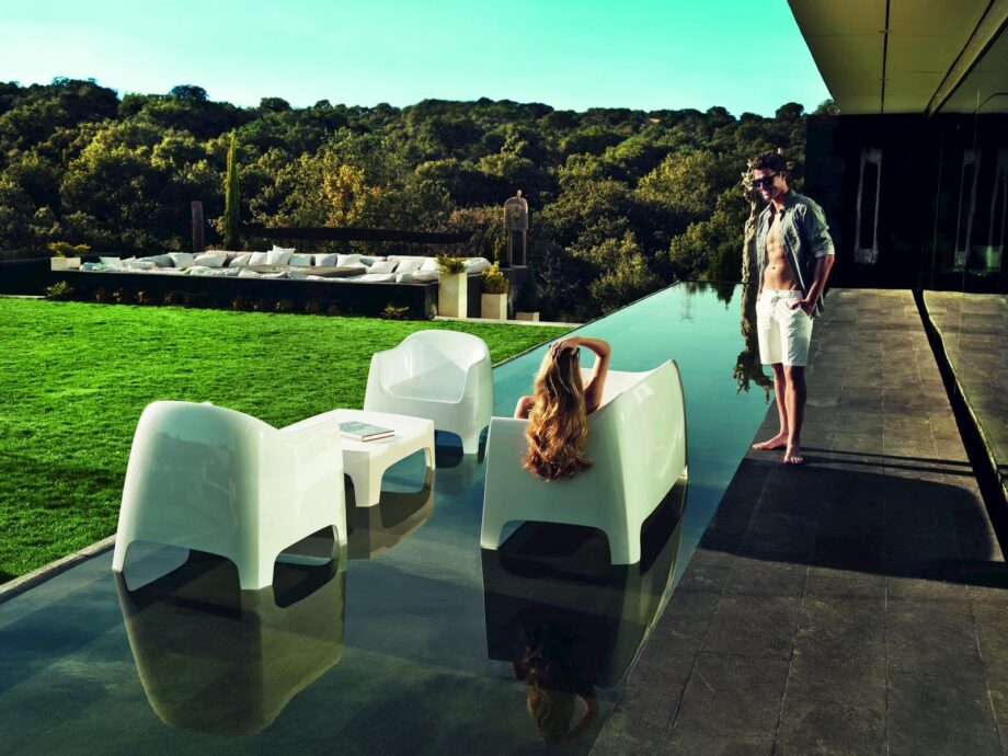 Solid Outdoor Armchair Vondom