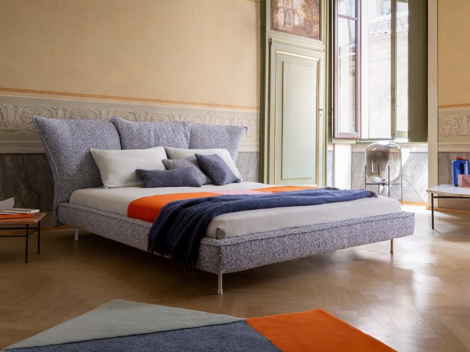 Madame C. Bed Bonaldo