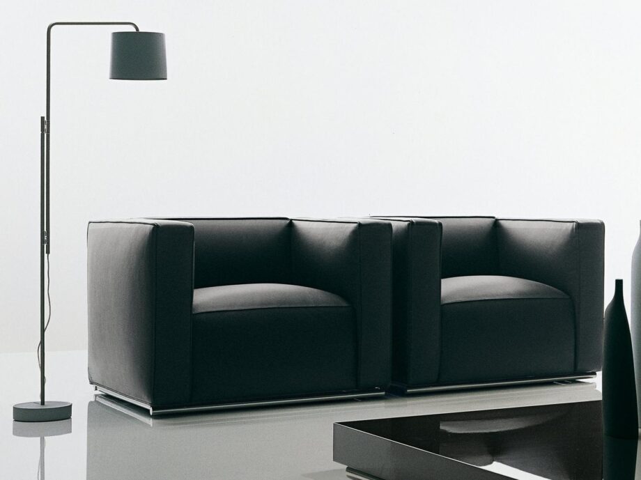 Shangai Armchair Poliform