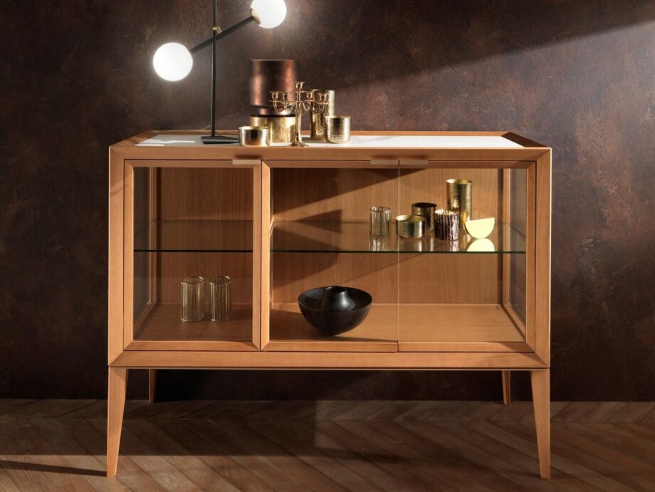 Medea Display Cabinet Riflessi