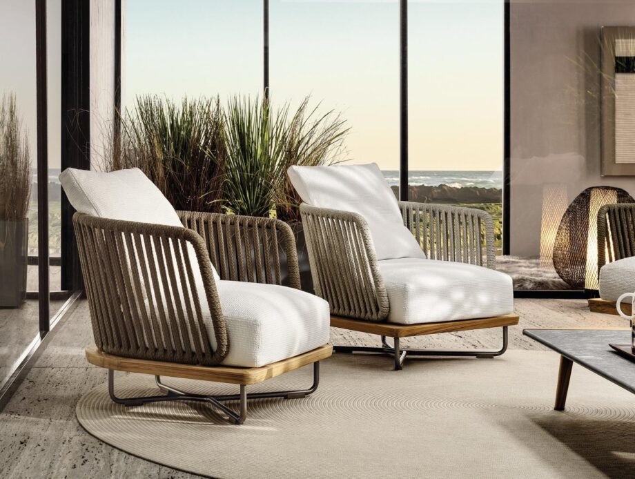 Sunray Outdoor Armchair Minotti