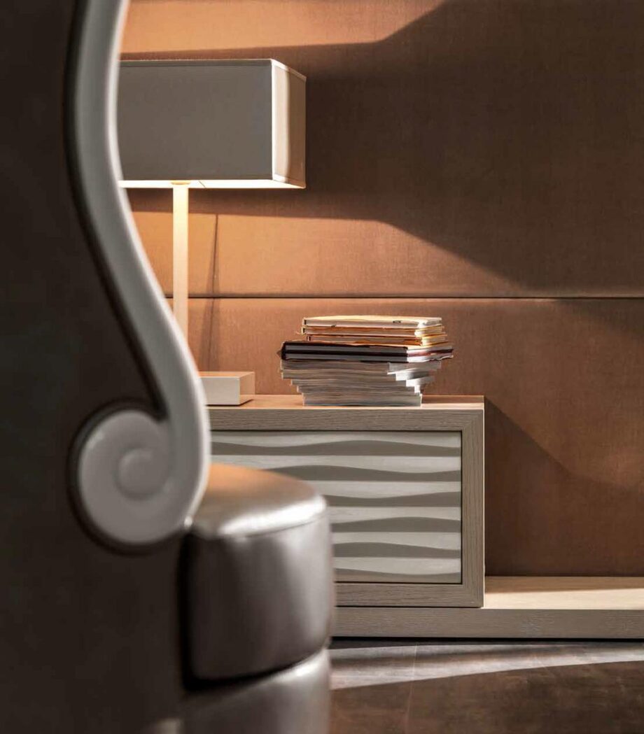 Gaudì Armchair Corte Zari