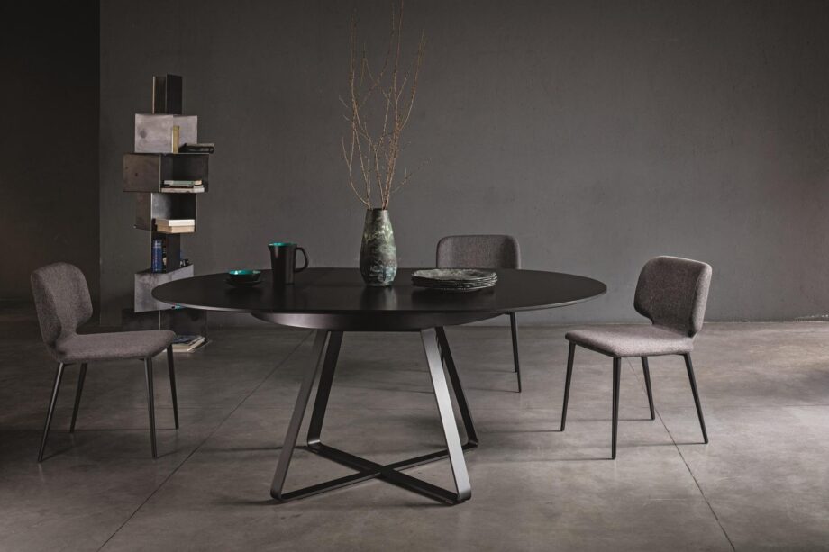 Paul Table Midj