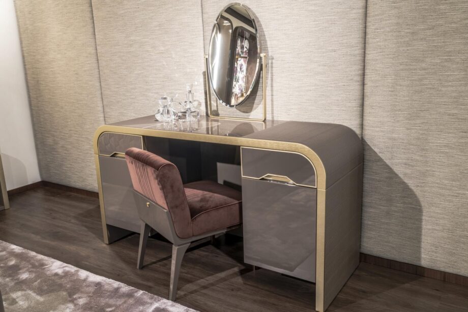 Emanuelle Dressing Table Bruno Zampa