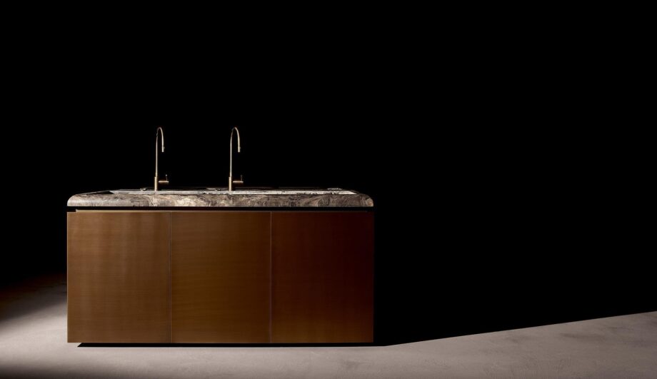 Dc10 Kitchen Rossana