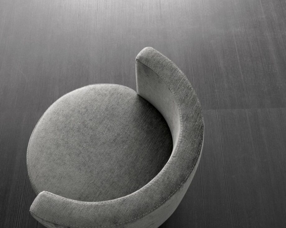 Love Seat Pouf Rugiano