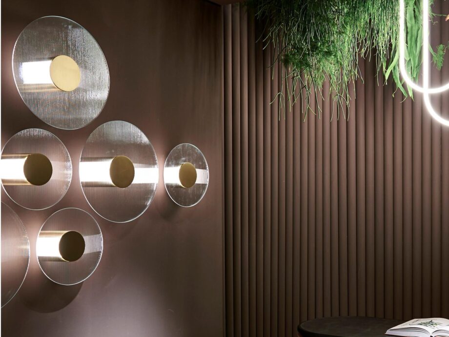 Button Wall Lamp Baxter