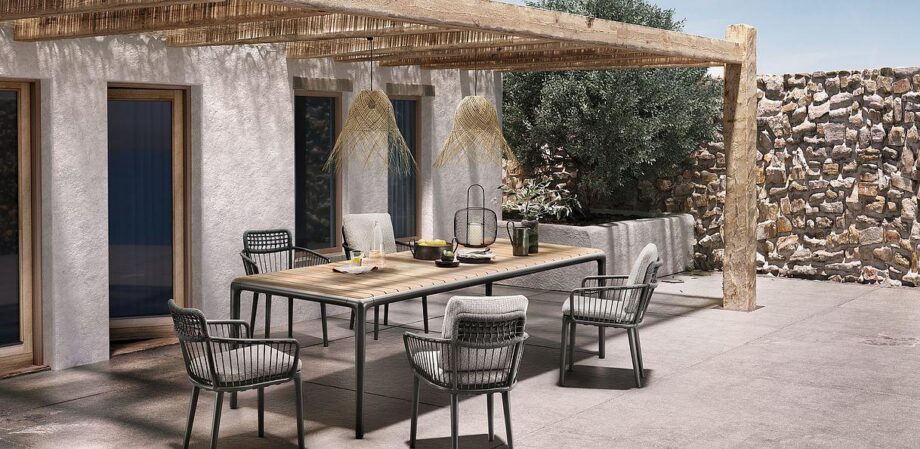 250 Yoko Outdoor Table Rolf Benz