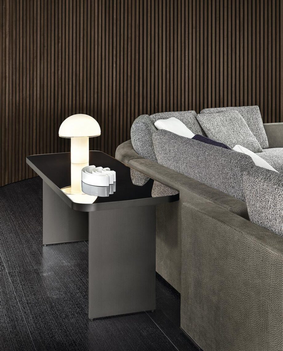 Clive Console Minotti