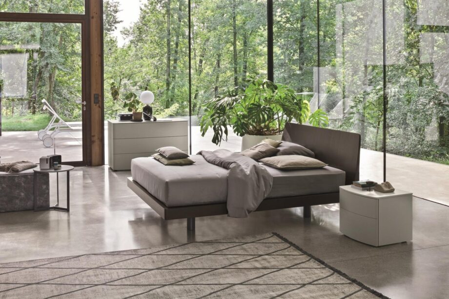 Roger Bed Tomasella