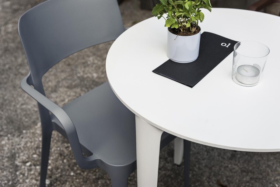 Nené Table Midj