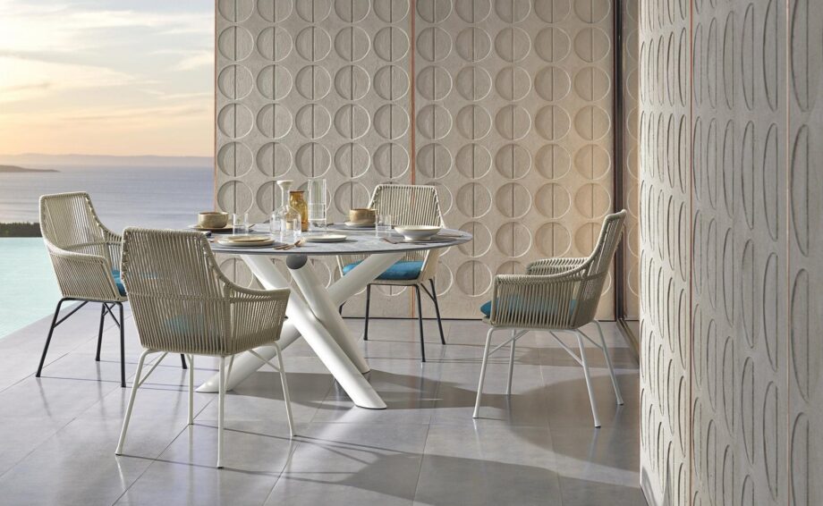 Van Dyck Outdoor Outdoor Table Minotti