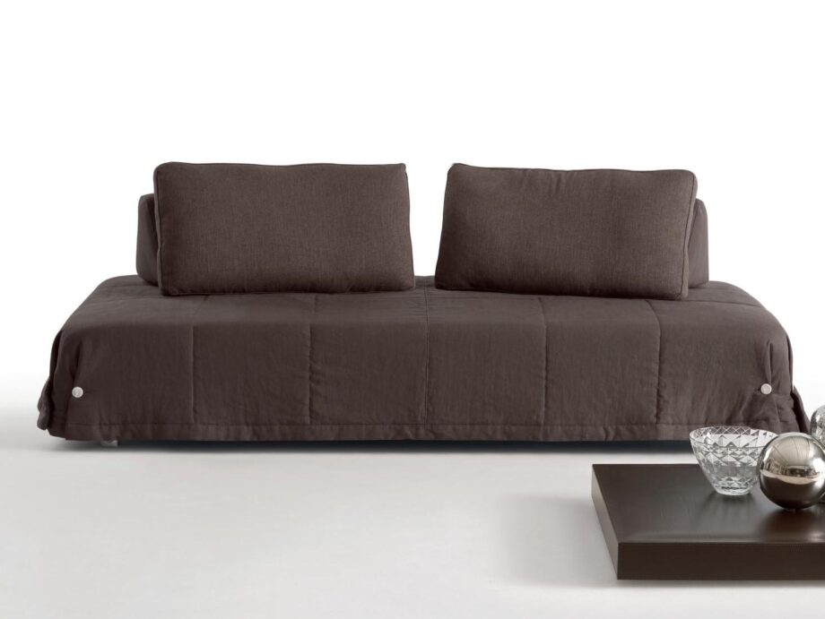 Ghost Sofa Dema