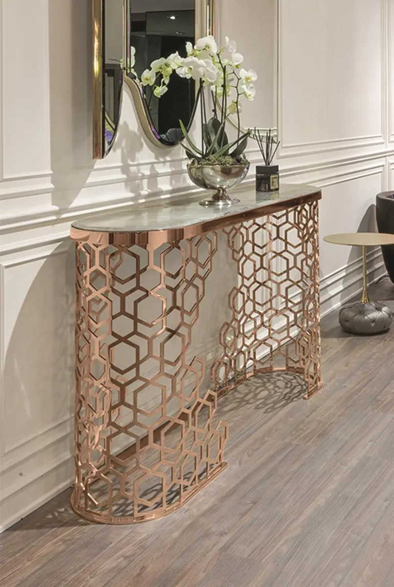 Manfred Console Longhi