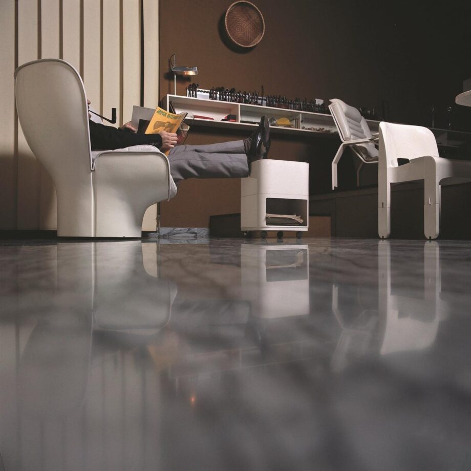 Elda Armchair Longhi