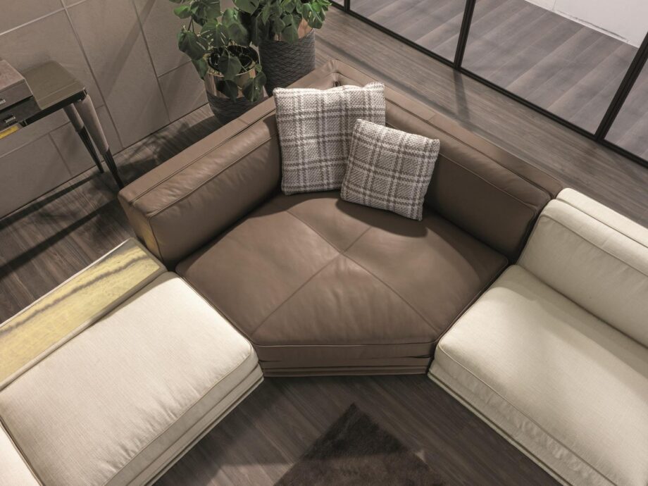 Mason Sofa Longhi