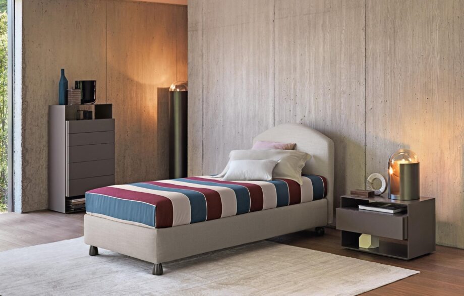 Magnolia Bed Flou