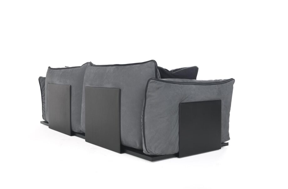 Clapton Sofa Gianfranco Ferre Home