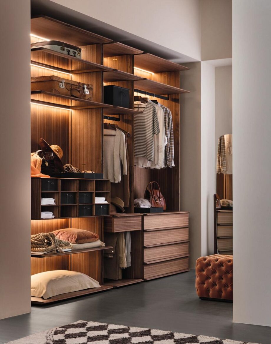 My Suite Closet Porada