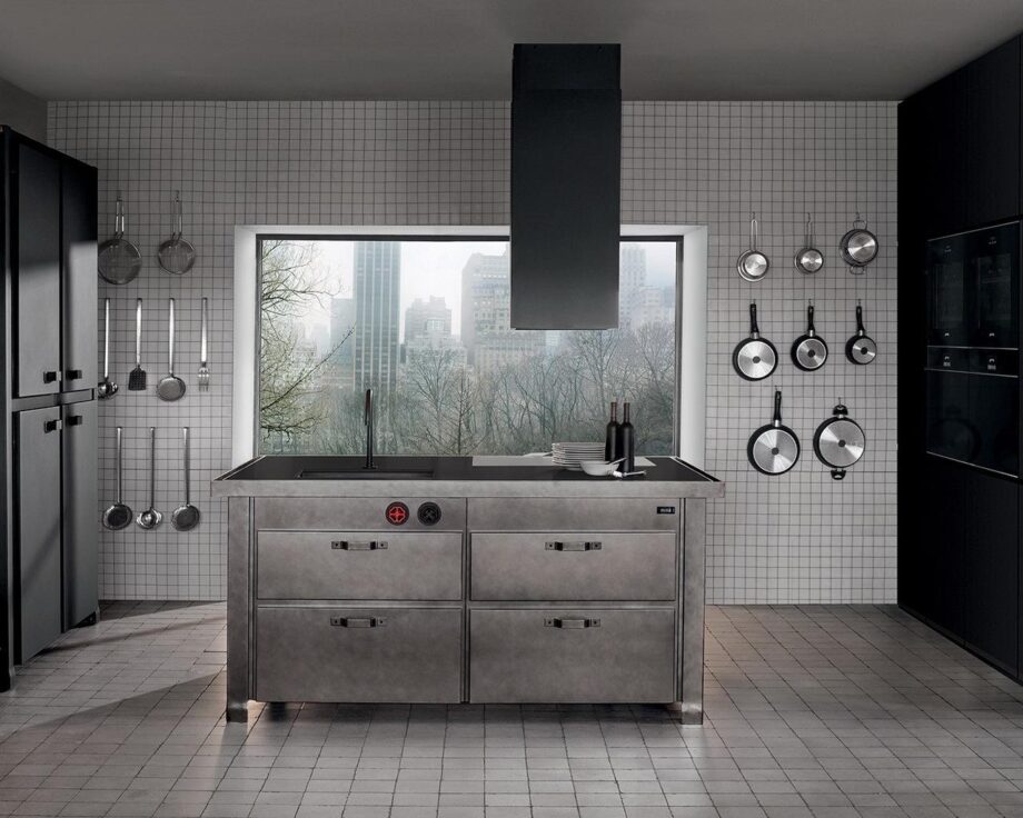 Mina Kitchen Minacciolo