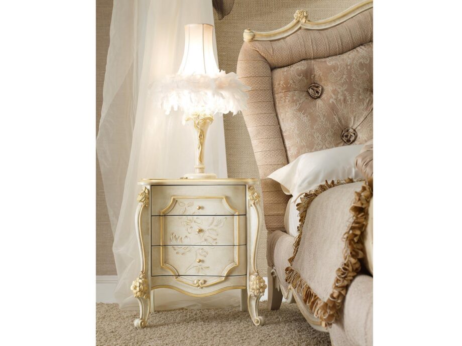 Signoria Bedside Table Volpi