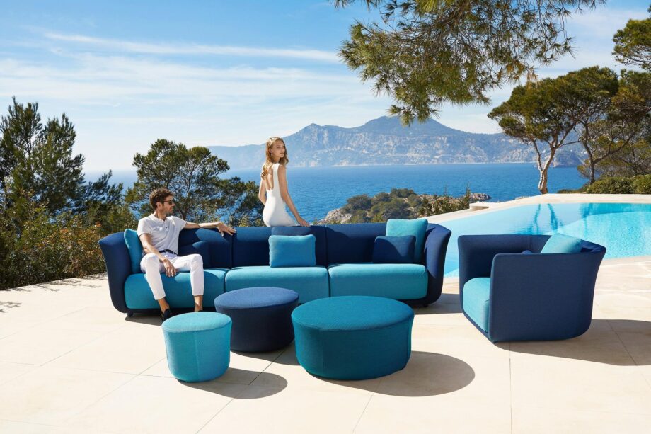 Suave Outdoor Sofa Vondom