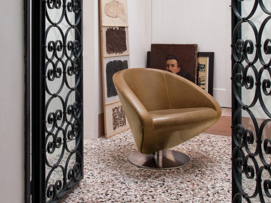 Love Armchair Arketipo