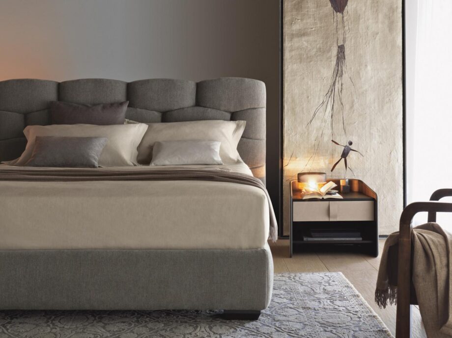 Majal Bed Flou