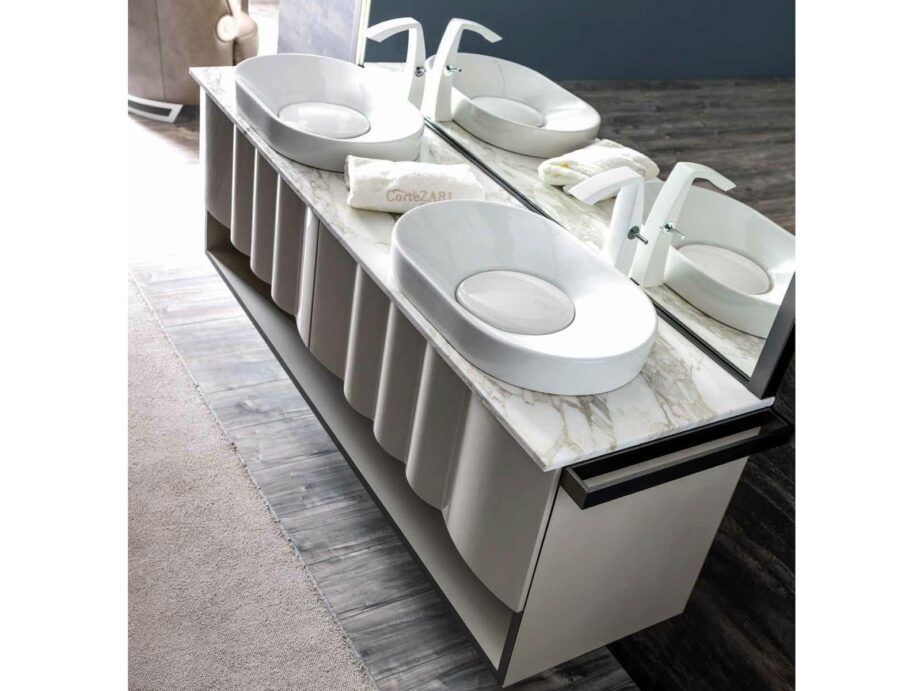 Leon Bathroom Corte Zari