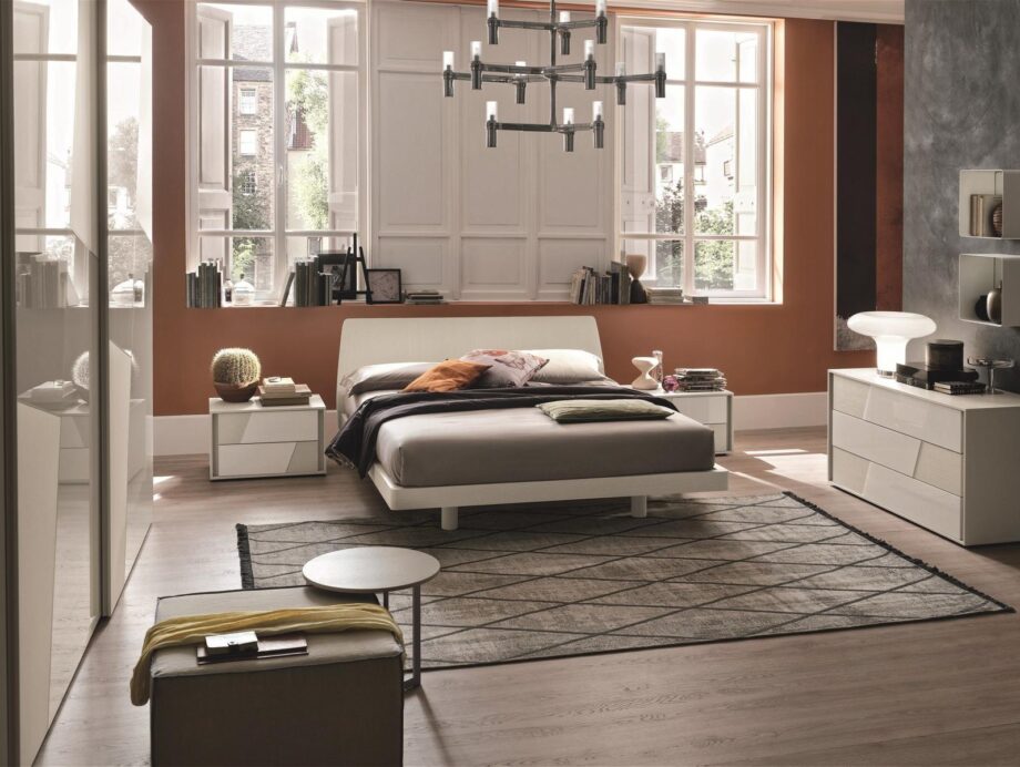 Roger Bed Tomasella