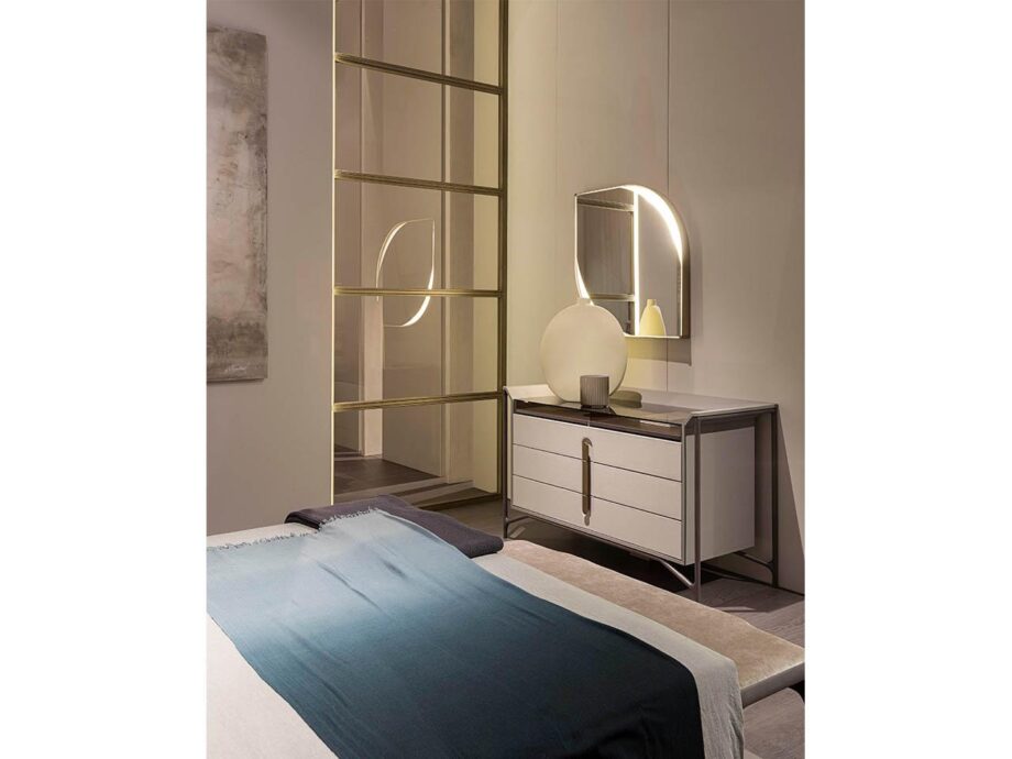Vine Mirror Turri
