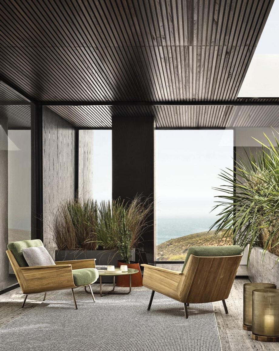 Daiki Outdoor Outdoor Armchair Minotti