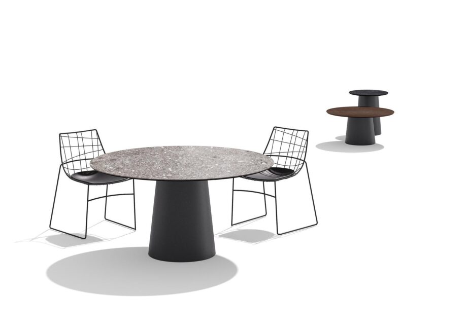 Totem Outdoor Outdoor Side Table Sovet