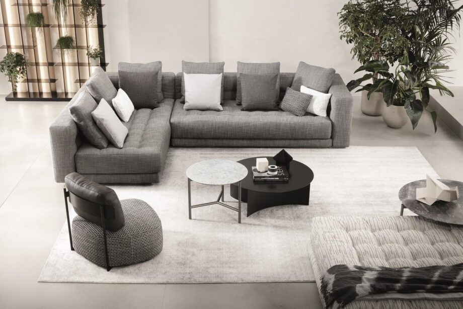 Doze Sofa Flou