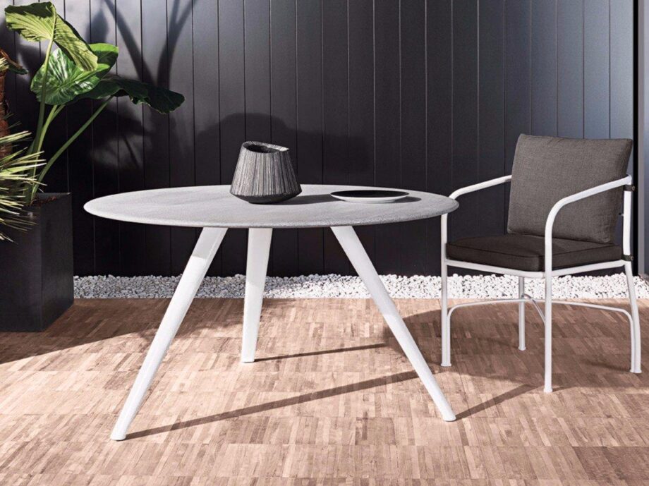 Evans Outdoor Outdoor Table Minotti