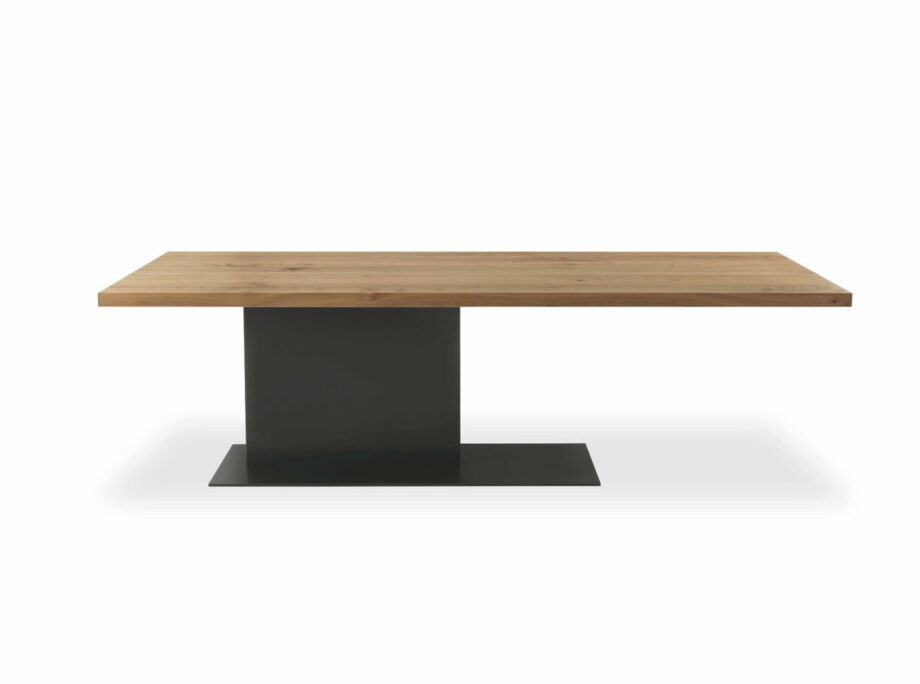Liam Table Riva 1920