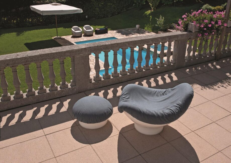 Rodica Outdoor Armchair Longhi