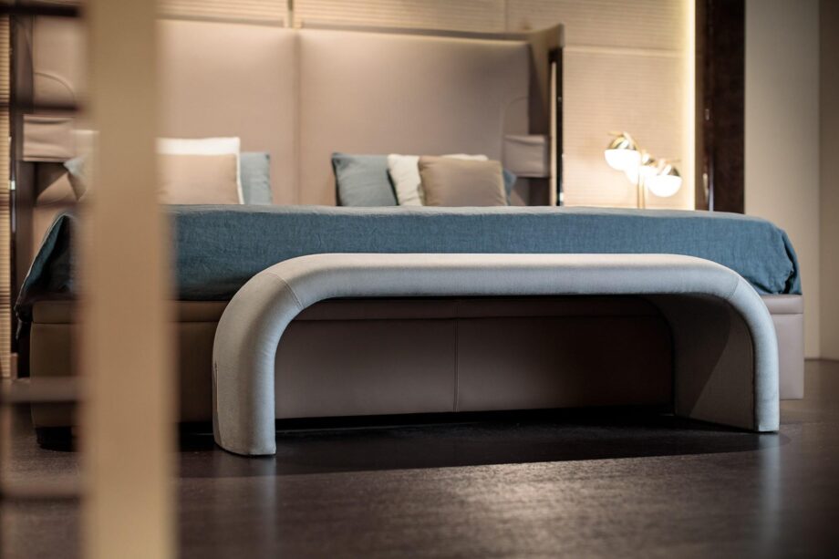 Eclipse Indoor Benche Turri