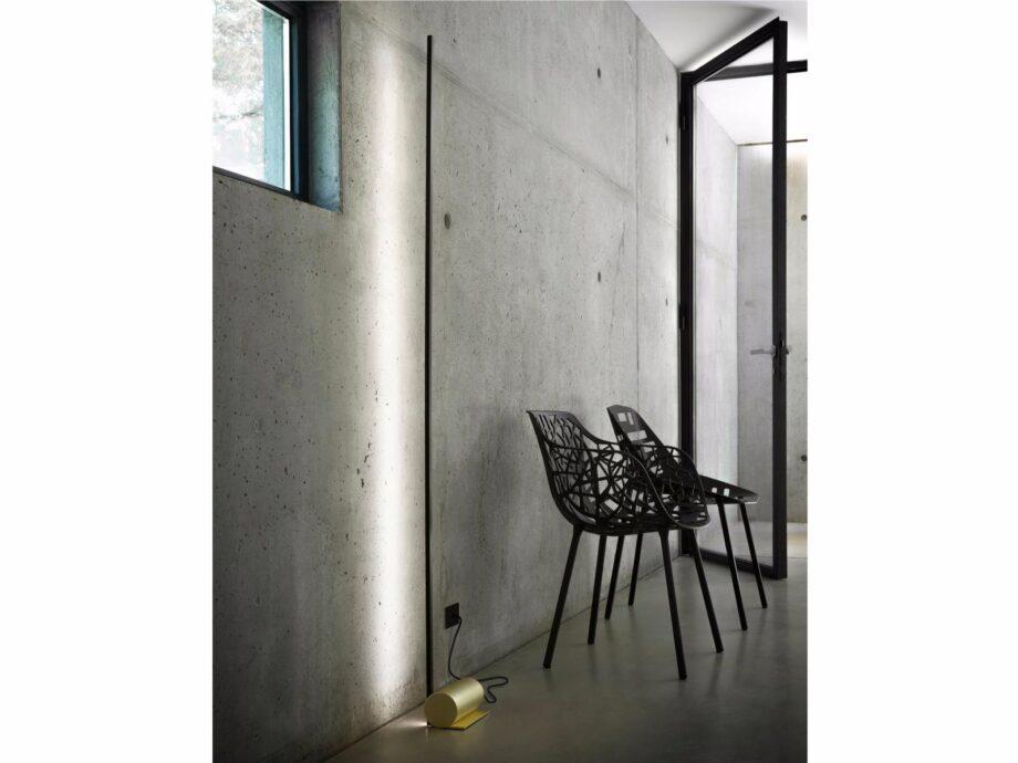 Slight Floor Lamp Olev
