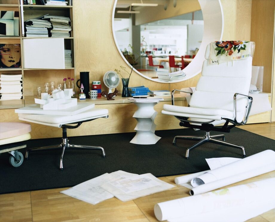 Soft Pad Ea 222 Chair Vitra