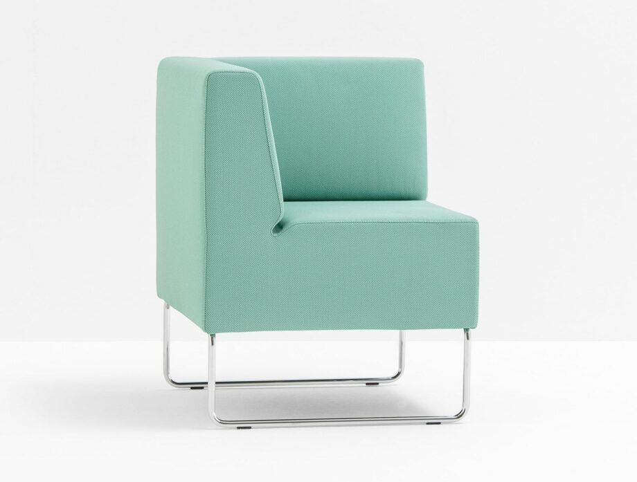 Host 202 Armchair Pedrali