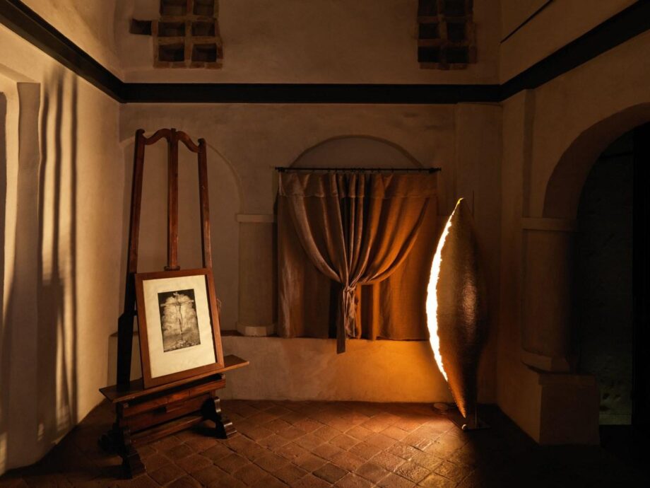 Postkrisi F 100 Floor Lamp Catellani Smith