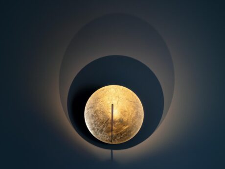 Luna W