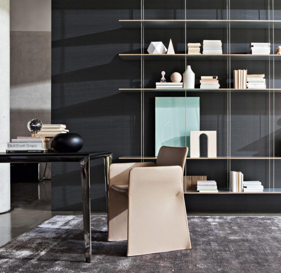 Glove Chair Molteni