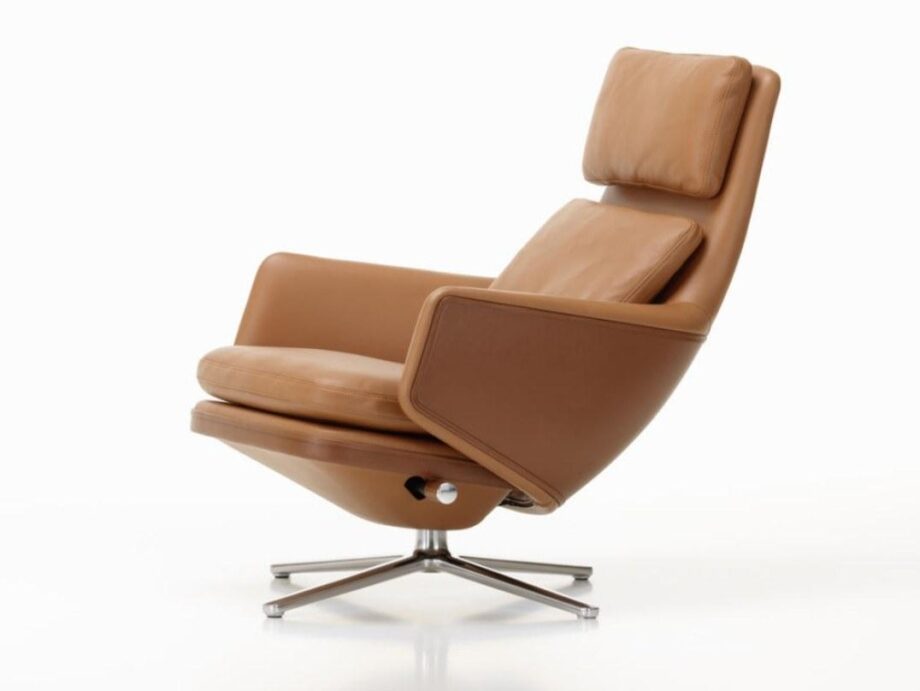 Grand Relax Armchair Vitra