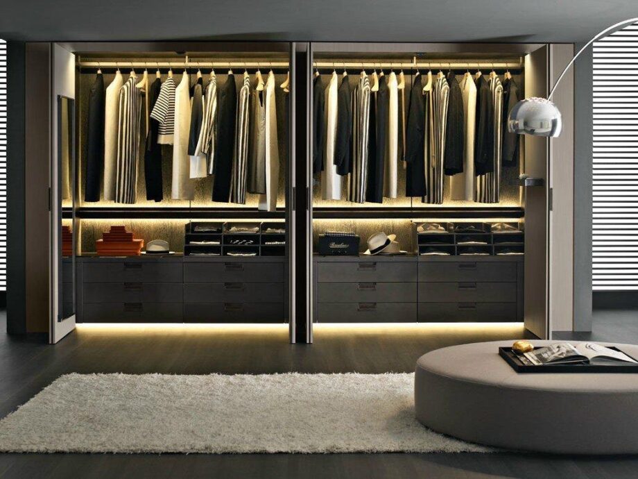 Backstage Closet Bb Italia