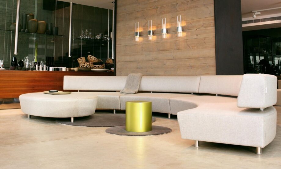 Line 147/149 Wall Lamp Oluce
